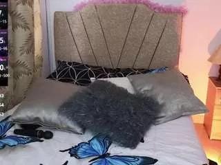 maju-evans from CamSoda is Freechat