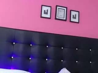 mariett-moon from CamSoda is Freechat