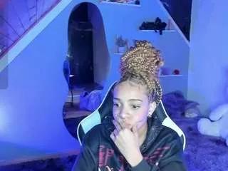 marineet from CamSoda is Freechat