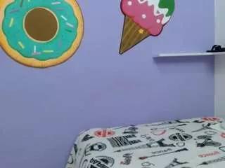 marlydoble20 from CamSoda is Freechat