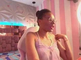 matildalujan from CamSoda is Freechat