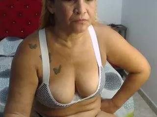 matture-rebeka from CamSoda