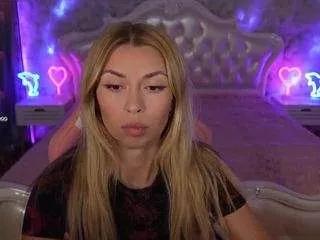 mayarayy from CamSoda
