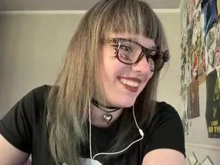maydenner from CamSoda is Freechat