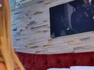 megan-wow from CamSoda is Freechat