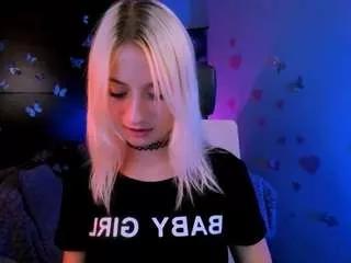 melani-first from CamSoda is Freechat