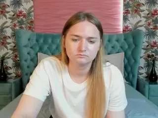 melaniass from CamSoda is Freechat
