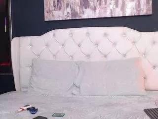 melanishaw from CamSoda is Freechat