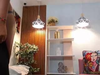 merida-love from CamSoda is Freechat