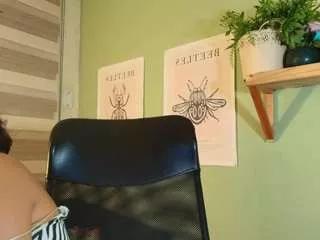 miaarose from CamSoda