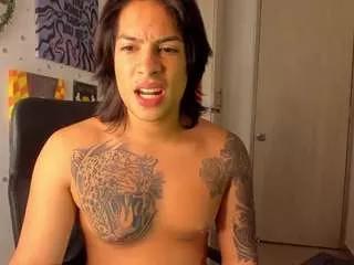 michaelwood01 from CamSoda is Freechat