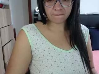 miialatin95 from CamSoda