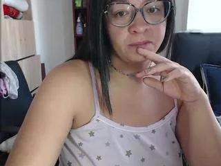miialatin95 from CamSoda