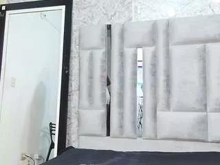 miss-nahomi from CamSoda is Freechat