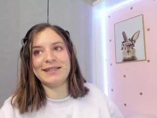 missanny from CamSoda
