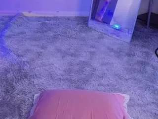 missspider from CamSoda