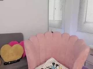 missvaleriewatts from CamSoda is Freechat