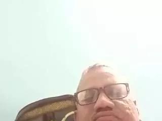 mngcrown from CamSoda is Freechat