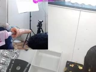 molly-9 from CamSoda is Freechat