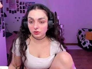mollydoorsis from CamSoda