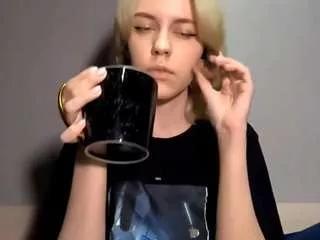mollydrewer from CamSoda is Freechat