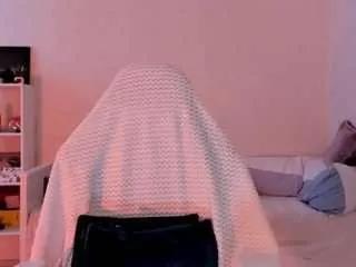 mollyhugs from CamSoda