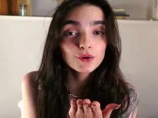 morenadolce from CamSoda is Freechat