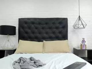 naia-rose from CamSoda is Freechat