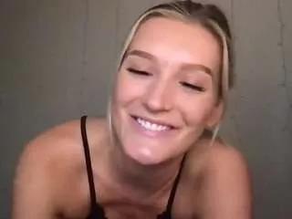 nancy-babe20 from CamSoda
