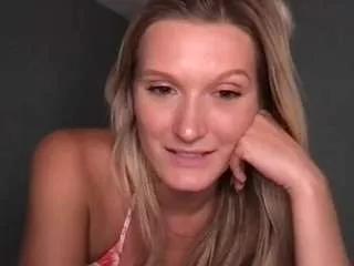 nancy-babe20 from CamSoda is Freechat
