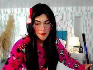 nathalialoes1 from CamSoda is Freechat