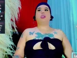 nauthyvalentina from CamSoda is Freechat