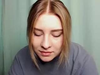 nellyicee from CamSoda