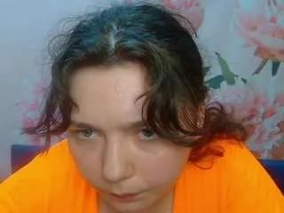 neonilalisova from CamSoda is Freechat