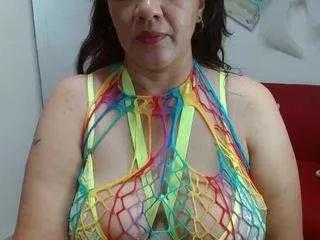 ninimaturehot69 from CamSoda