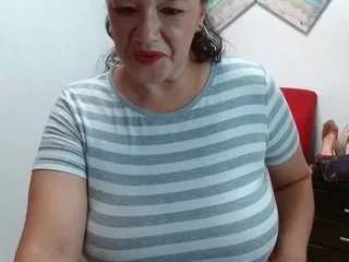ninimaturehot69 from CamSoda