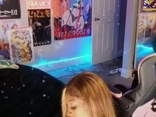 niviawolfe from CamSoda