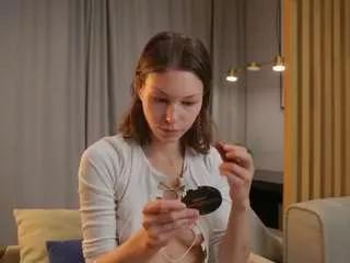 odelinaellers from CamSoda is Freechat