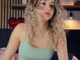 peacecorell from CamSoda is Freechat