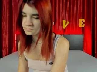 polly-love from CamSoda is Freechat