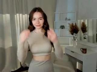 pollycowick from CamSoda is Freechat