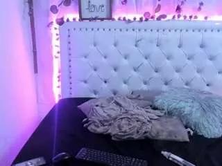 pretty-greey from CamSoda is Freechat