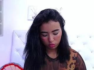 queenie-star from CamSoda