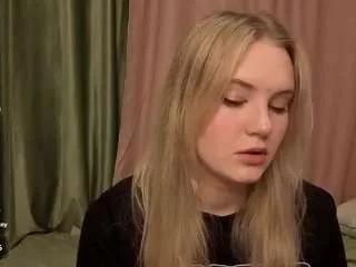 quennaengelby from CamSoda is Freechat