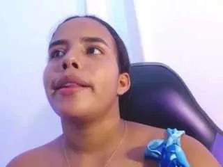 roxy-stone1 from CamSoda is Freechat