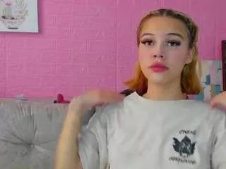 samanta-browwnn from CamSoda