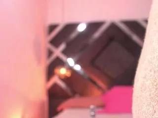 samantha-lw from CamSoda is Freechat