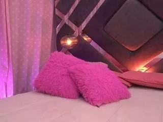 samantha-lw from CamSoda is Freechat