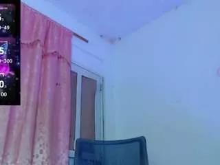 samanthaa-hot from CamSoda is Freechat
