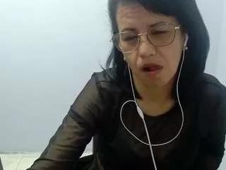samantharedsx21 from CamSoda is Freechat